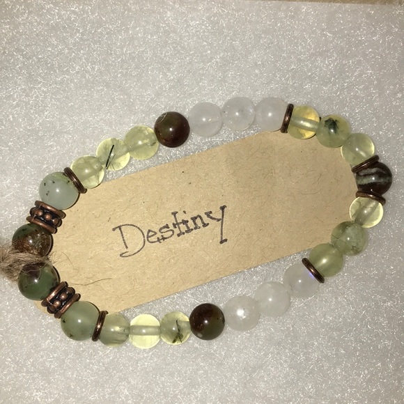 • Destiny • - Picture 2 of 2